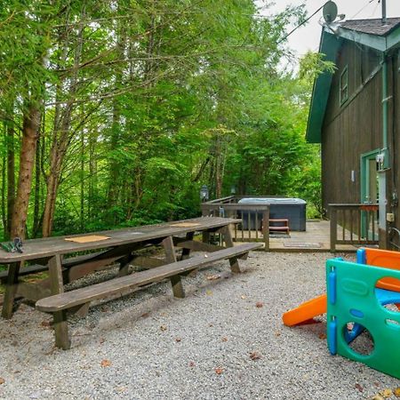 Adventure Lodge Gatlinburg Eksteriør bilde